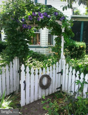 635 LAUREL ST, Delanco, NJ 08075