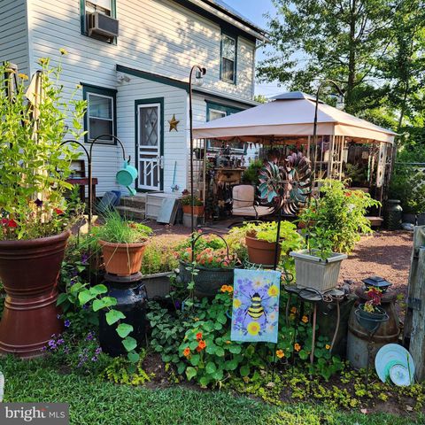 635 LAUREL ST, Delanco, NJ 08075