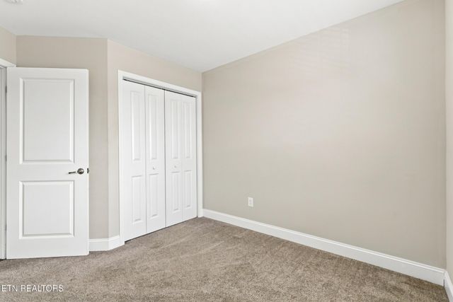 355 Harper Village Way, Lenoir City, TN 37771