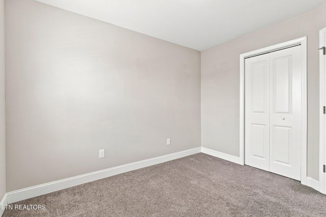 355 Harper Village Way, Lenoir City, TN 37771