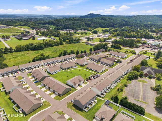 355 Harper Village Way, Lenoir City, TN 37771