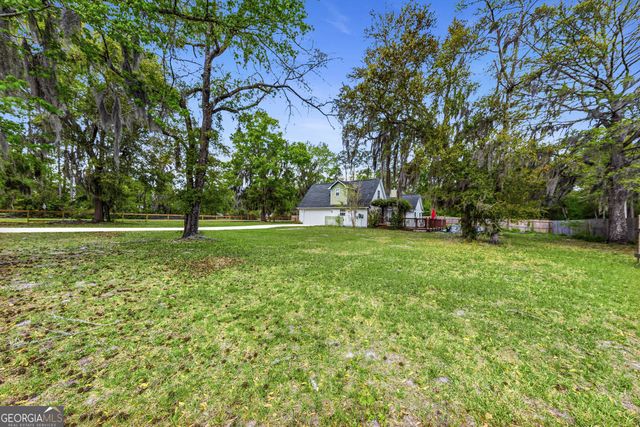 469 Sheffield Island Road, Woodbine, GA 31569