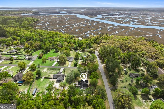 469 Sheffield Island Road, Woodbine, GA 31569