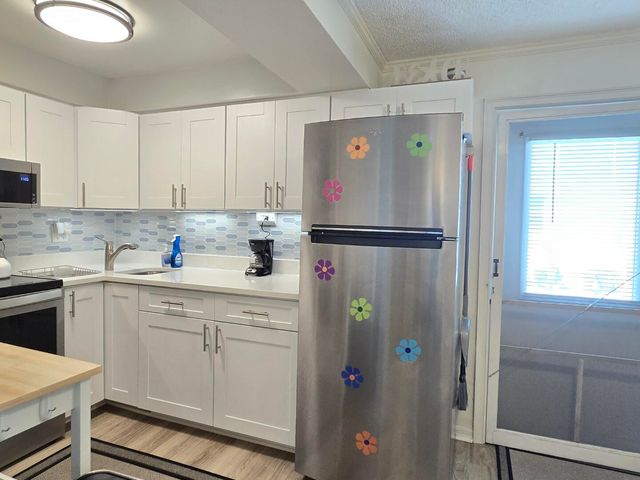 7605 Ridgewood Avenue 111, Cape Canaveral, FL 32920