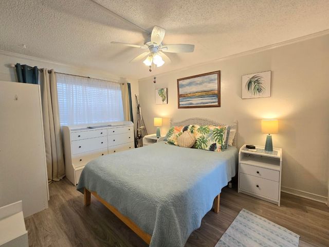 7605 Ridgewood Avenue 111, Cape Canaveral, FL 32920