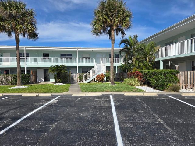 7605 Ridgewood Avenue 111, Cape Canaveral, FL 32920