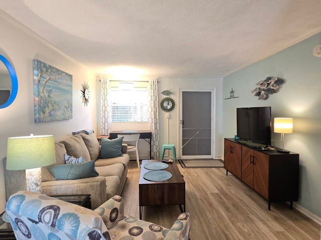 7605 Ridgewood Avenue 111, Cape Canaveral, FL 32920