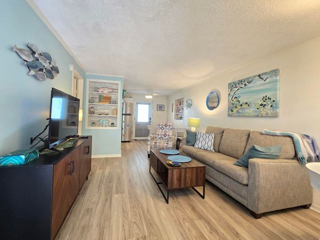 7605 Ridgewood Avenue 111, Cape Canaveral, FL 32920