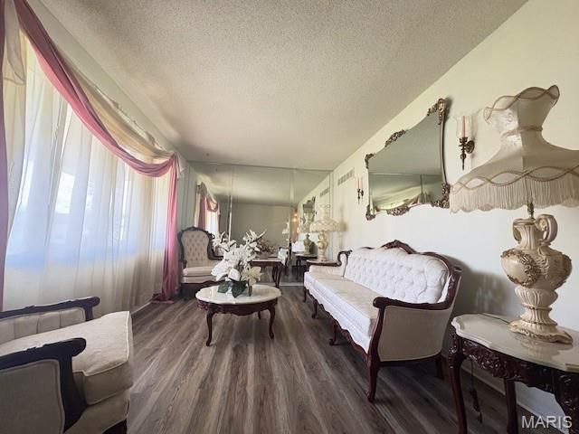 806 Elba Lane, Bellefontaine Nghbrs, MO 63137