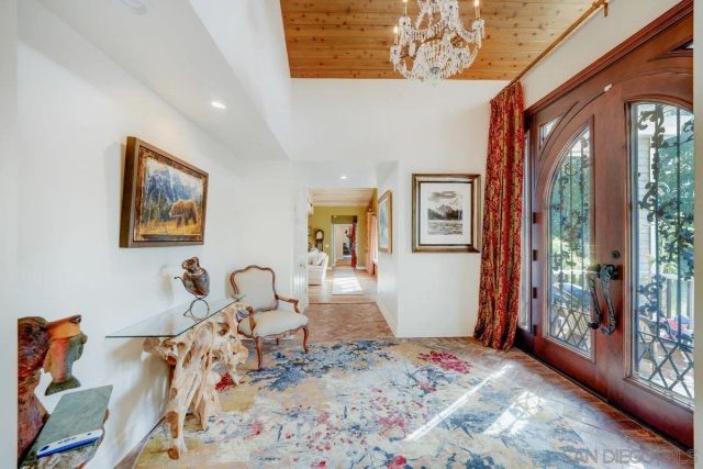 1 Rolling View, Fallbrook, CA 92028