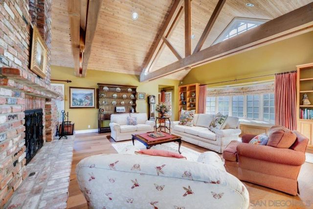 1 Rolling View, Fallbrook, CA 92028