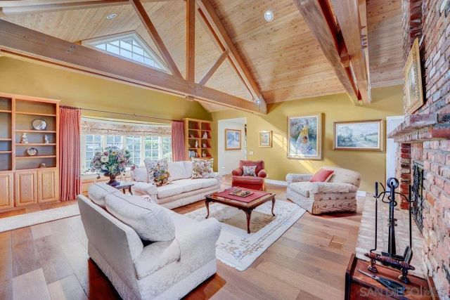 1 Rolling View, Fallbrook, CA 92028