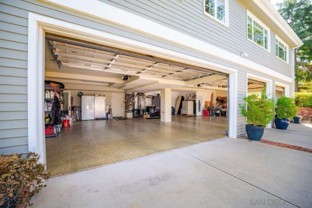 1 Rolling View, Fallbrook, CA 92028