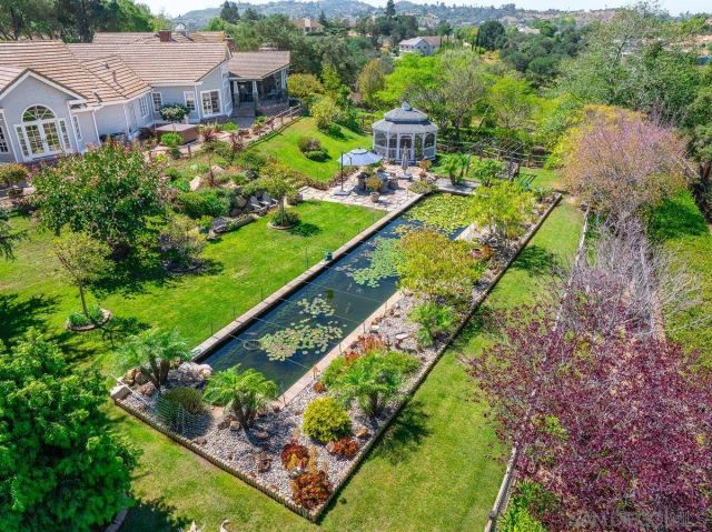 1 Rolling View, Fallbrook, CA 92028