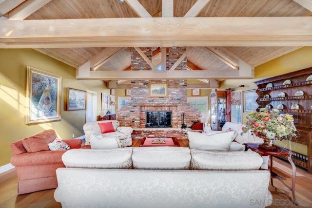 1 Rolling View, Fallbrook, CA 92028