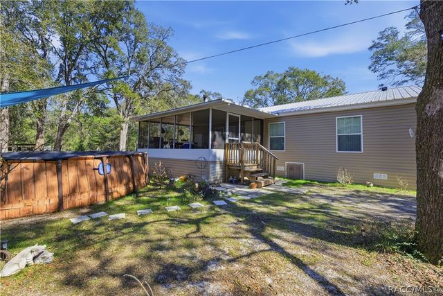 10484 N Burgundy Point, Dunnellon, FL 34433