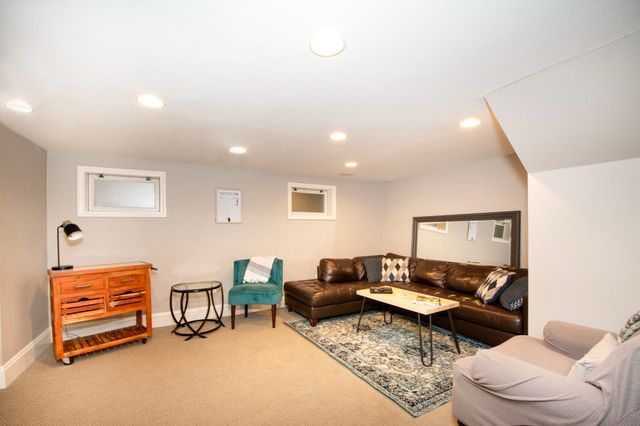 476 King St 476, Cohasset, MA 02025