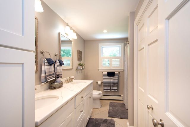 476 King St 476, Cohasset, MA 02025