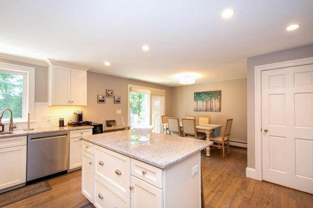 476 King St 476, Cohasset, MA 02025