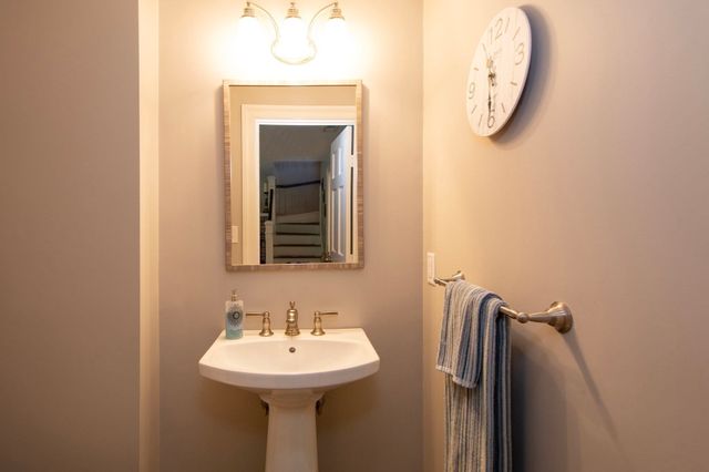 476 King St 476, Cohasset, MA 02025