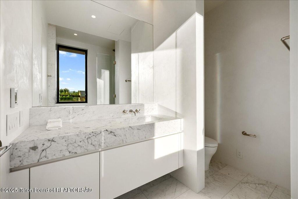 620 E SIMPSON Avenue, Jackson, WY 83001 photo 15