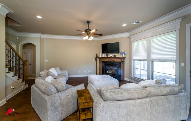 678 Dumaine Drive, Bossier City, LA 71111