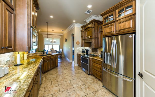 678 Dumaine Drive, Bossier City, LA 71111