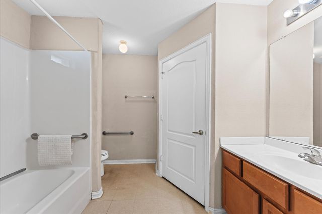 1302 Shearn Street, Houston, TX 77007