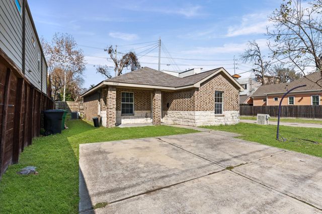 1302 Shearn Street, Houston, TX 77007