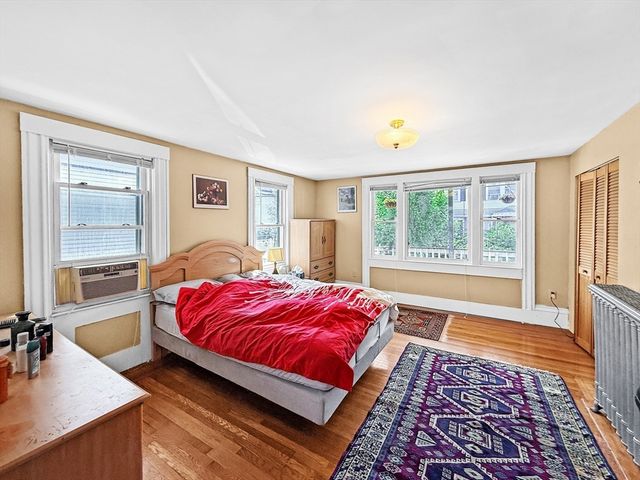 76 Baldwin Ave, Everett, MA 02149