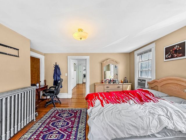 76 Baldwin Ave, Everett, MA 02149