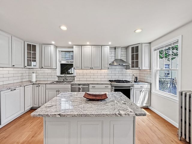 76 Baldwin Ave, Everett, MA 02149