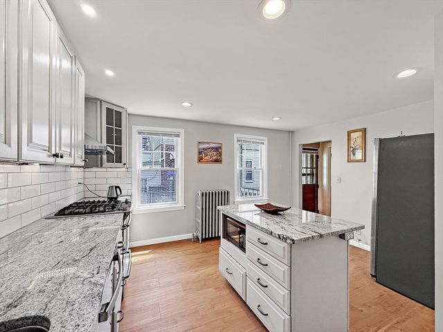 76 Baldwin Ave, Everett, MA 02149