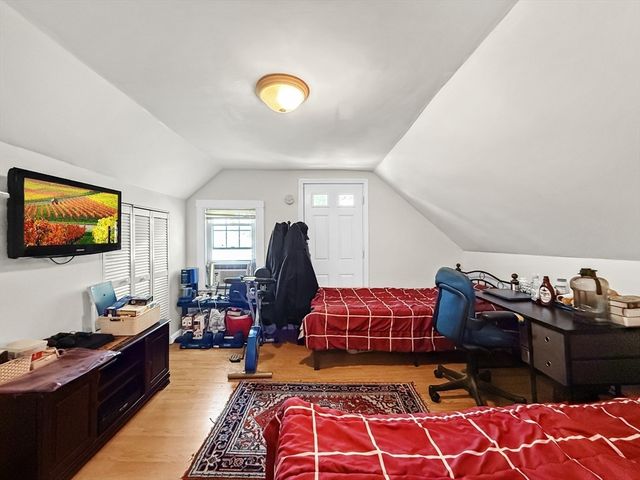 76 Baldwin Ave, Everett, MA 02149