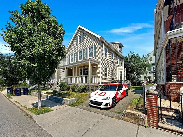 76 Baldwin Ave, Everett, MA 02149
