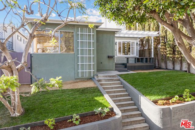 607 Ashland Avenue, Santa Monica, CA 90405
