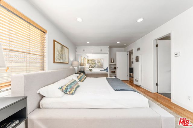 607 Ashland Avenue, Santa Monica, CA 90405