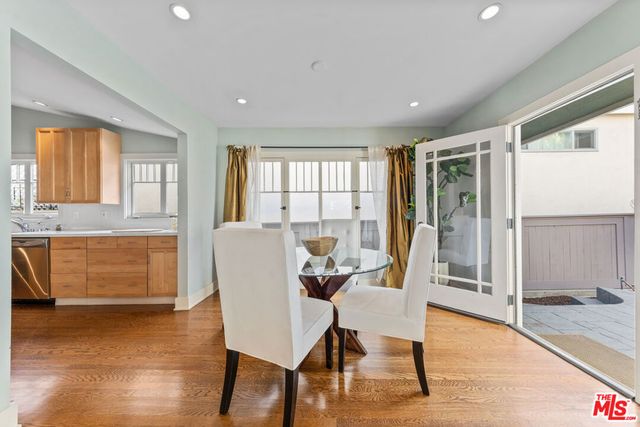 607 Ashland Avenue, Santa Monica, CA 90405