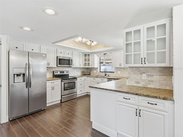 9429 LAURA ANNE DRIVE, Seminole, FL 33776