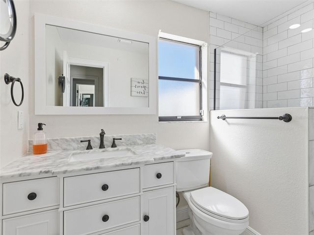 9429 LAURA ANNE DRIVE, Seminole, FL 33776