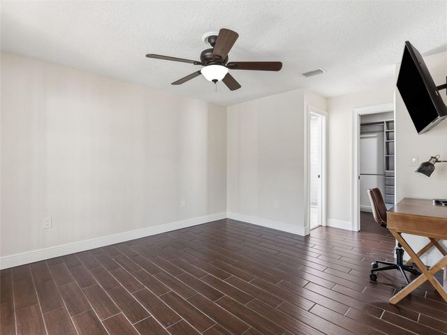 9429 LAURA ANNE DRIVE, Seminole, FL 33776