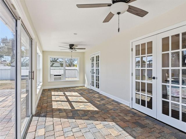 9429 LAURA ANNE DRIVE, Seminole, FL 33776