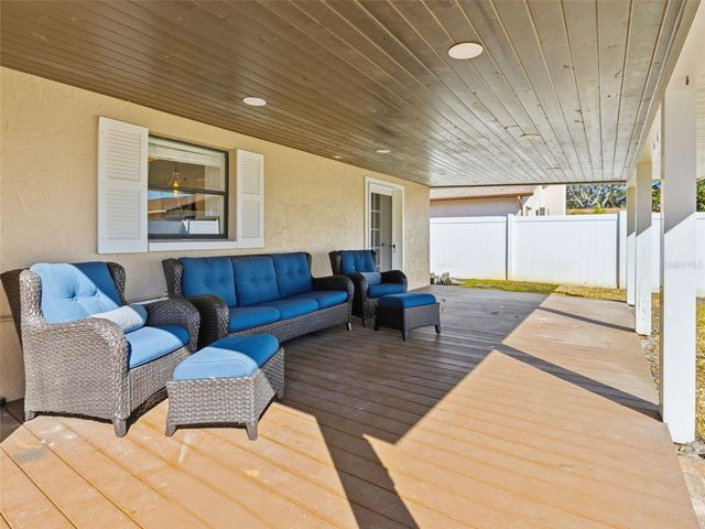 9429 LAURA ANNE DRIVE, Seminole, FL 33776