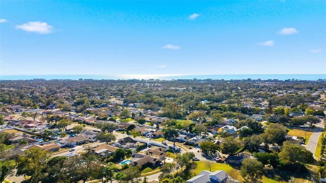 9429 LAURA ANNE DRIVE, Seminole, FL 33776