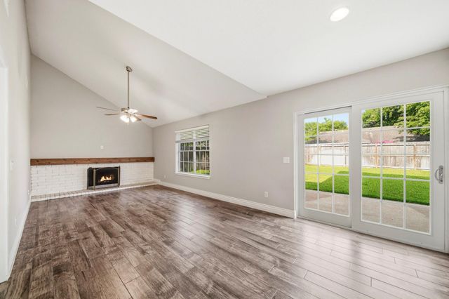 9623 Yearling Court, Houston, TX 77065