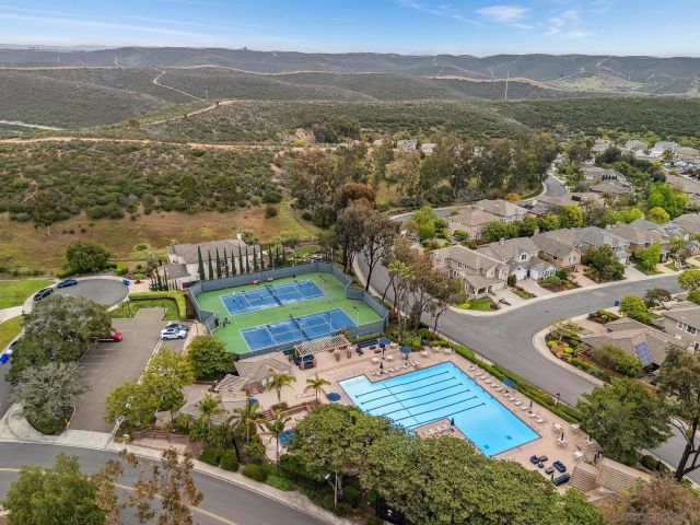 10575 Spruce Grove Ave, San Diego, CA 92131