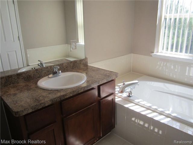 12110 Egret Lane, Walled Lake, MI 48390