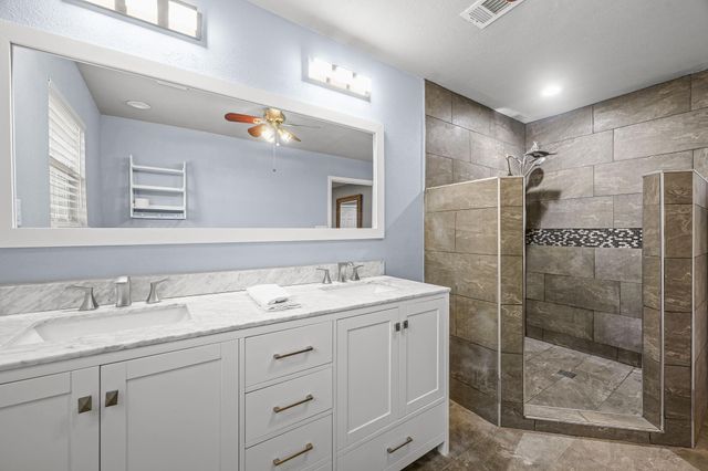 2110 Spring Valley DR, Dripping Springs, TX 78620