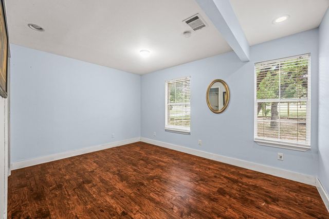 2110 Spring Valley DR, Dripping Springs, TX 78620