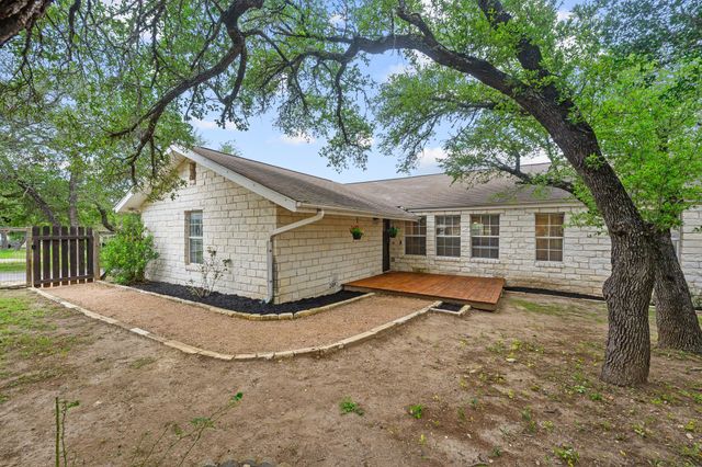 2110 Spring Valley DR, Dripping Springs, TX 78620